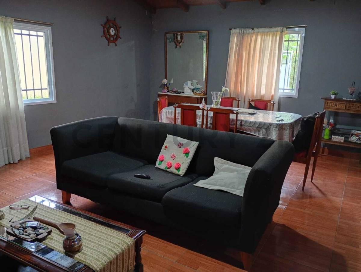 CASA CON JARDIN EN ALEJANDRO KORN, PARTIDO SAN VICENTE. — foto 1