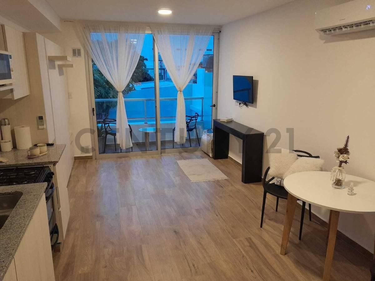 Monoambiente con balcón en venta en La Plata — foto 1