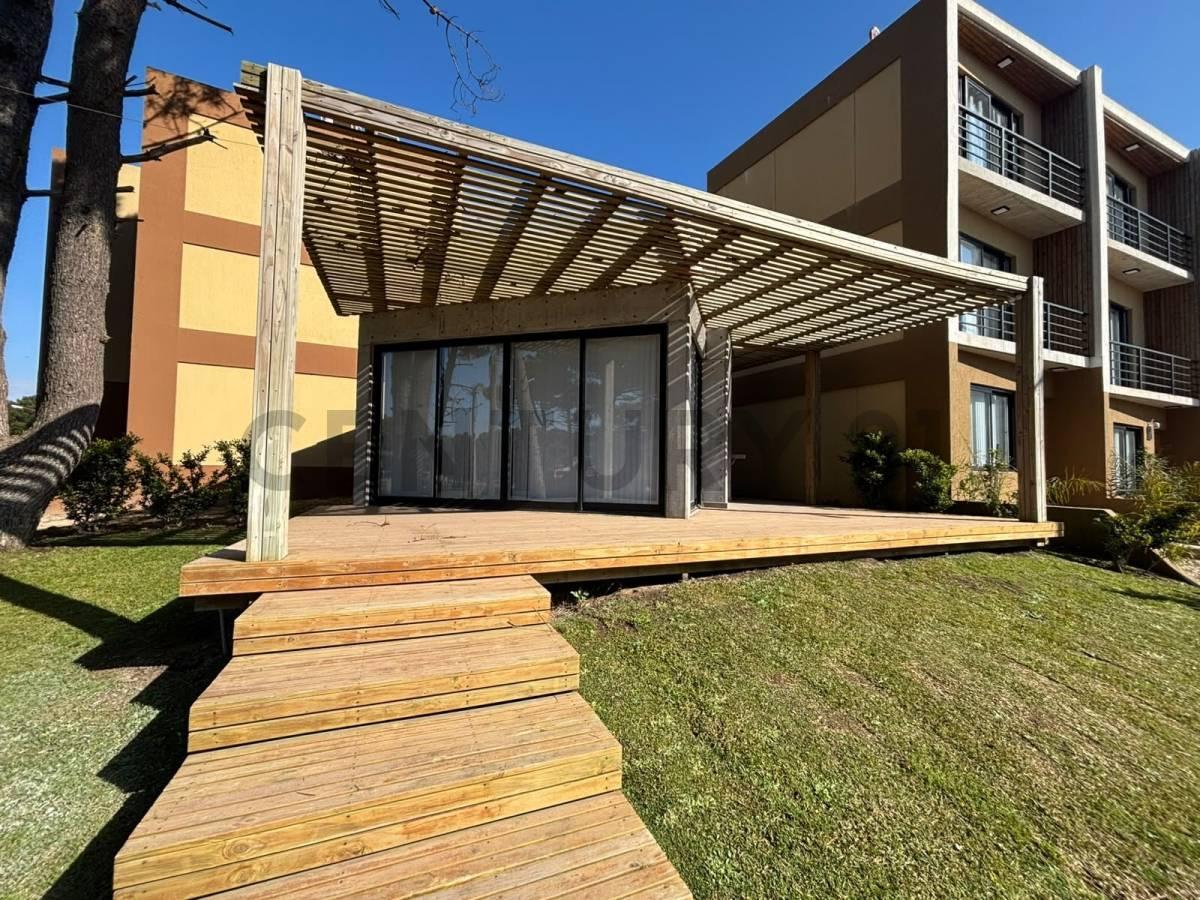 Casa 4 ambientes en Pinamar — foto 1
