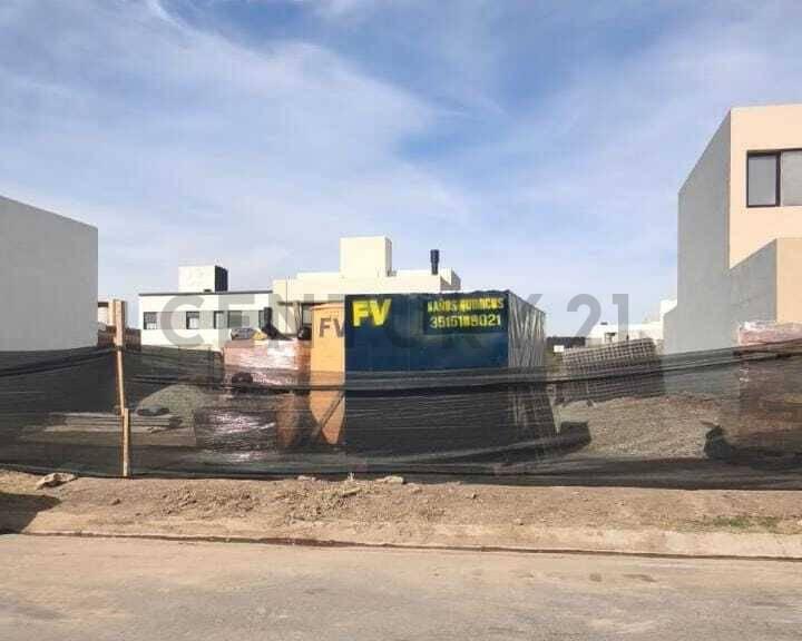 VENTA CASA 3 DORM EN POZO DOCTA CENTRAL — foto 1