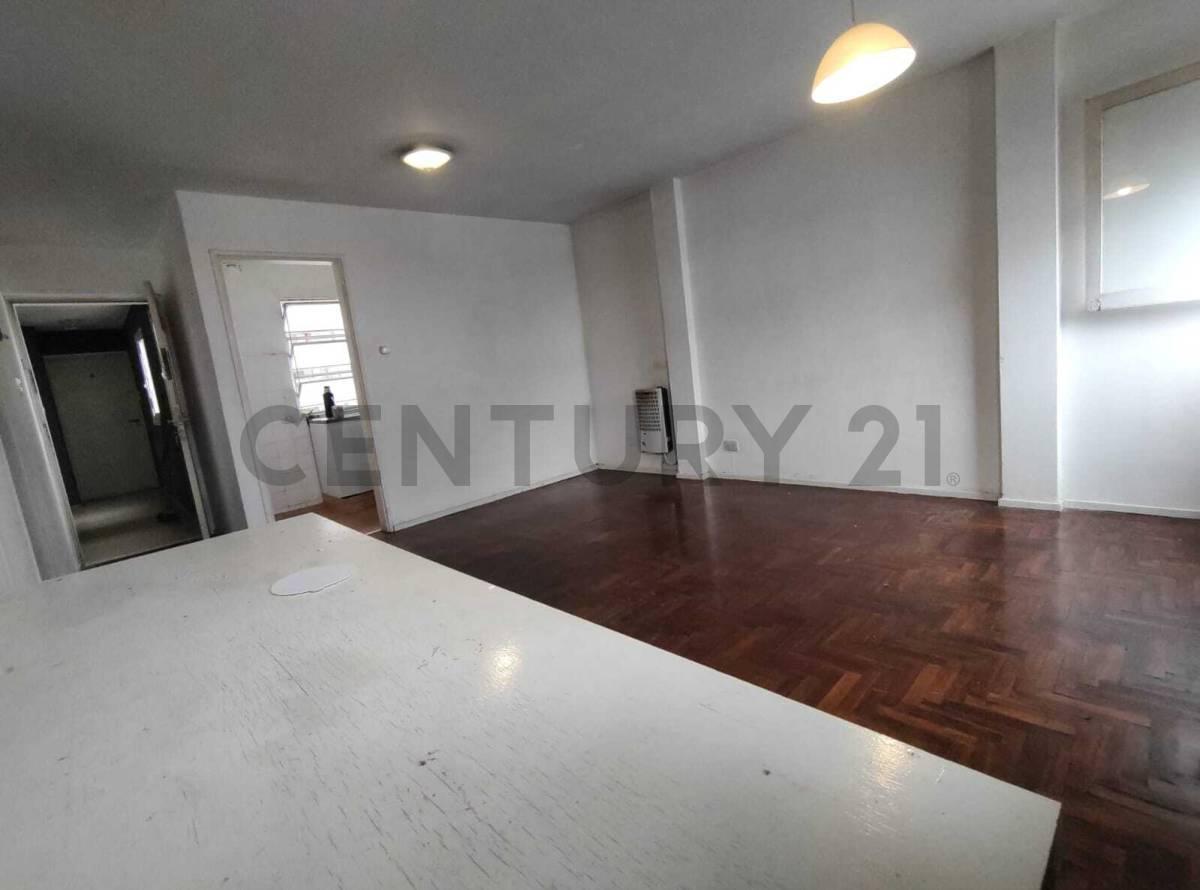 Alberdi Dean Funes 1546 Alquiler Dpto 1 dorm. Amplio y Luminoso — foto 1