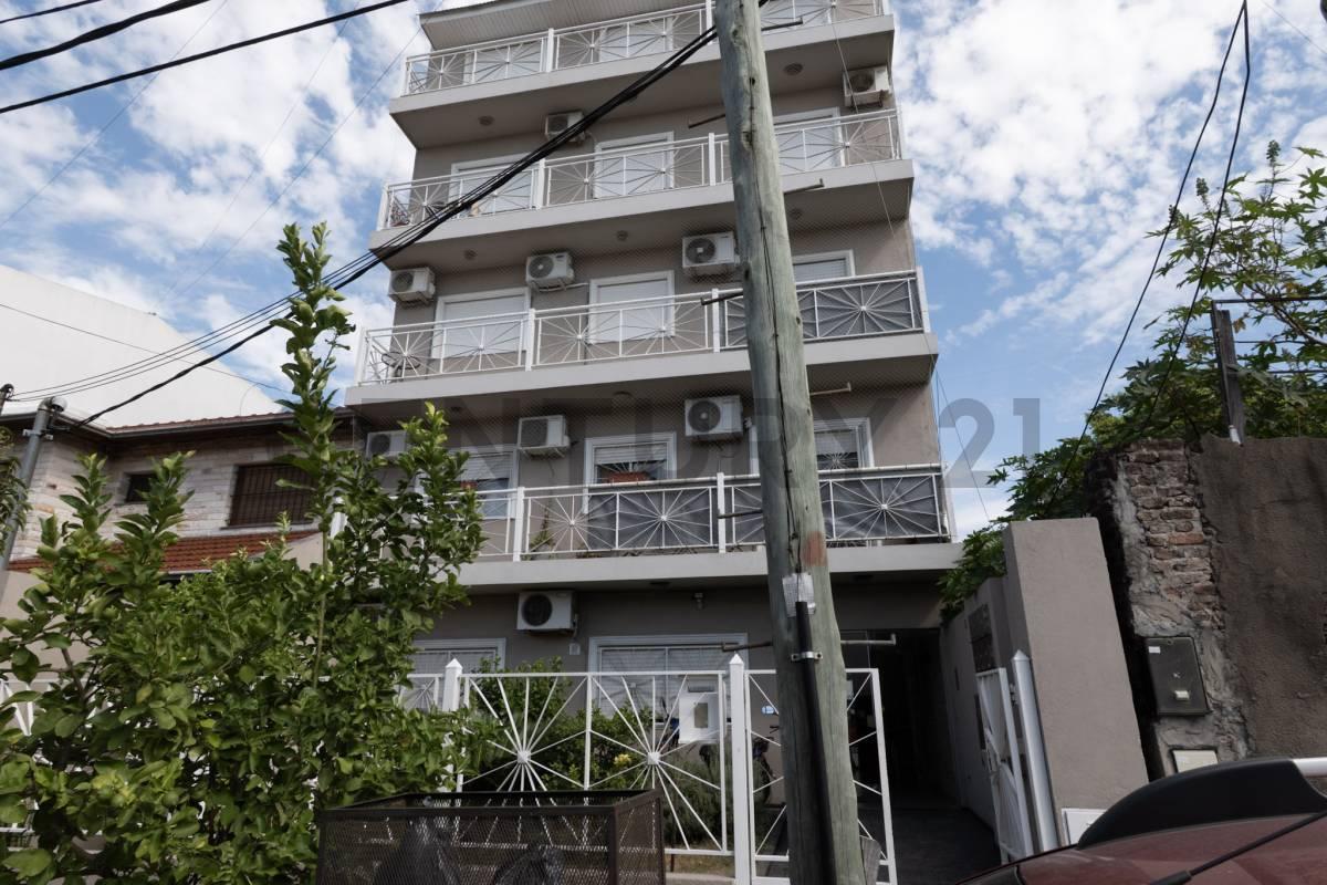 DEPARTAMENTO 4 AMB EN VENTA RAMOS MEJIA — foto 1