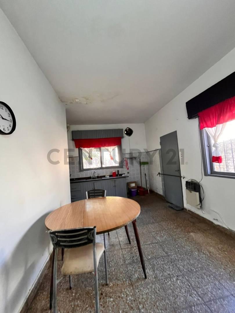 CASA EN VENTA 5 AMBIENTES | LOTE PROPIO ITUZAINGÓ NORTE — foto 1