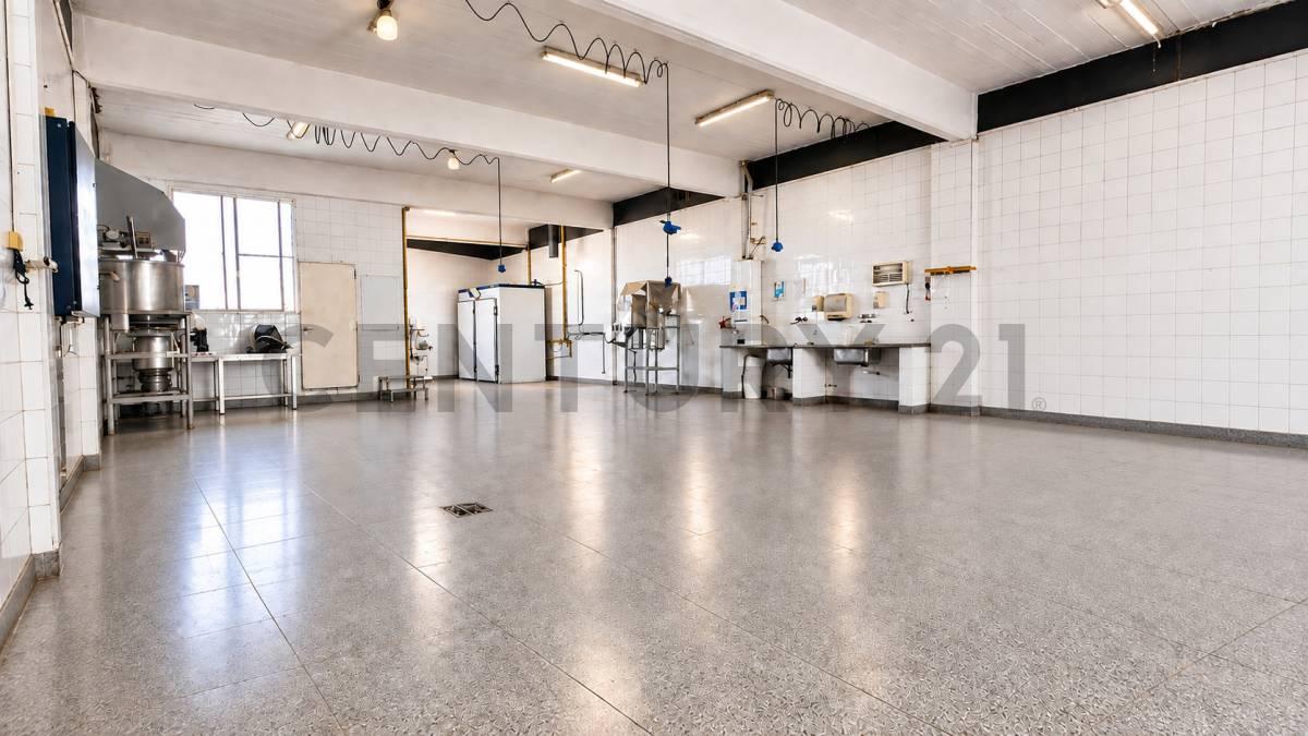 Alquiler/ Oportunidad - PLANTA INDUSTRIAL LLAVE EN MANO | HABILITACIÓN VIGENTE Y TRANSFERIBLE | 400 — foto 1