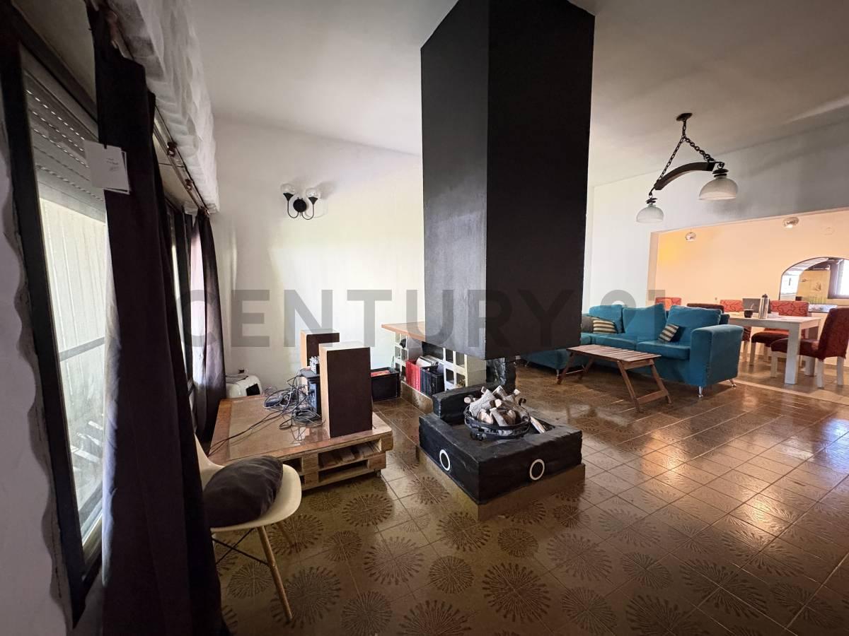Chalet de 3 ambientes en venta en Villa Constructora - ESCUCHA OFERTAS — foto 1