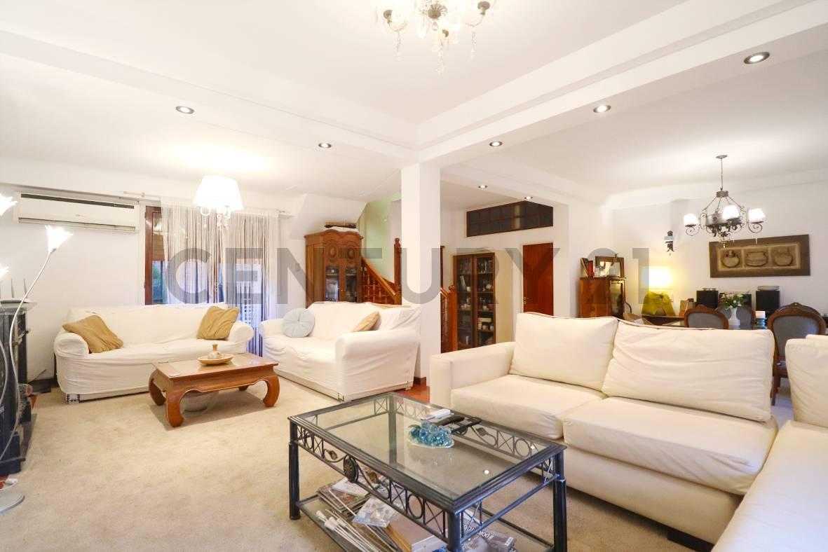 VENTA CASA 5 AMB - VILLA DEVOTO- ESCRITORIO-PATIO-TERRAZA-PLAYROOM — foto 1