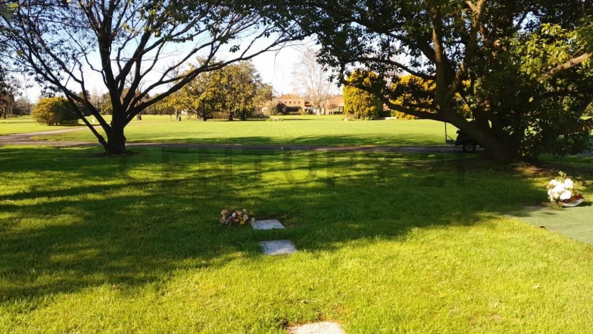 VENTA PARCELA NUEVA EN JARDIN DE PAZ ZONA OESTE LUJAN. — foto 1