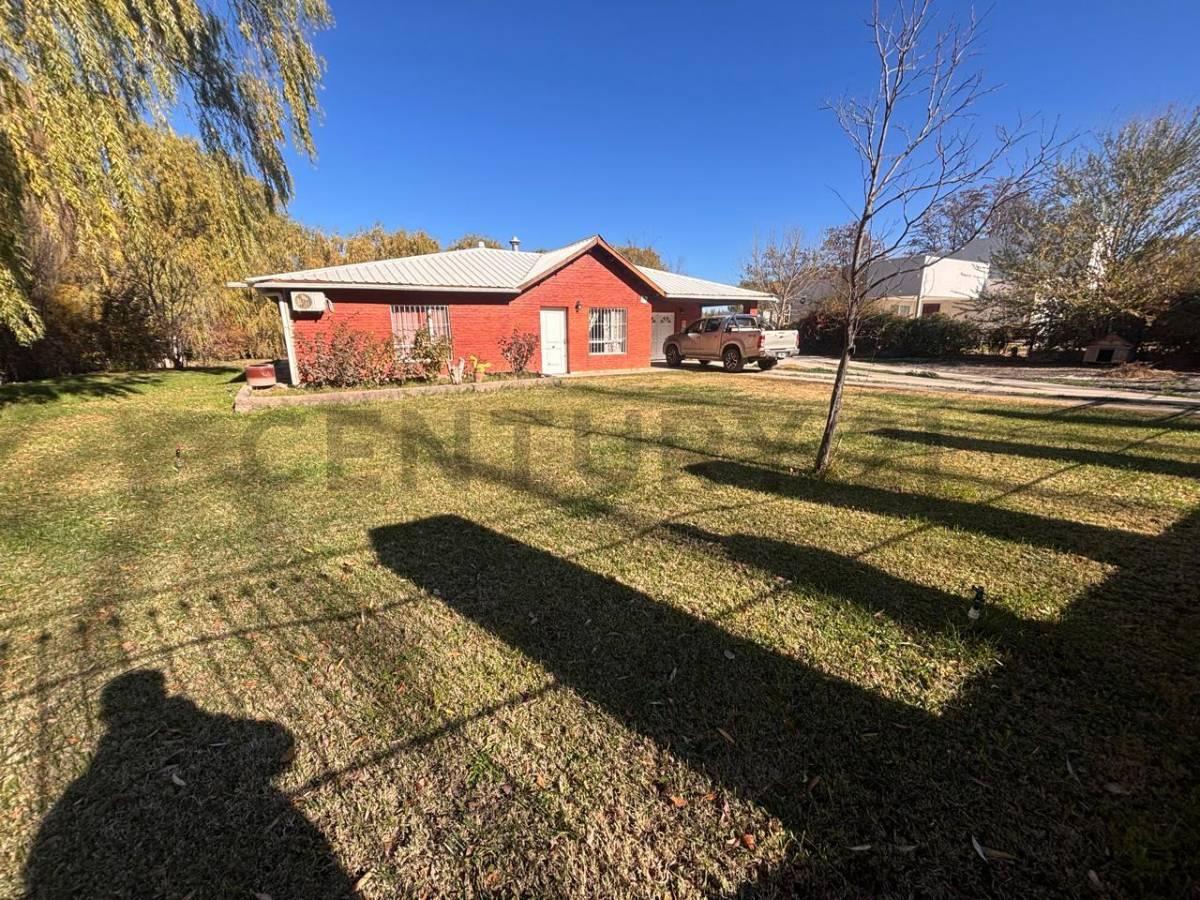 CASA EN VENTA GENERAL ROCA — foto 1