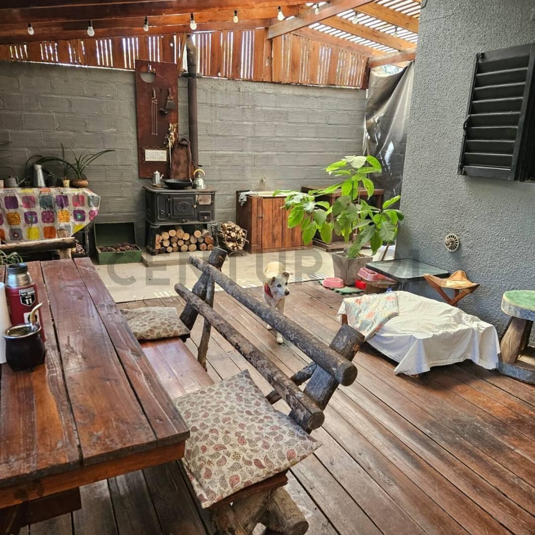 Casa de 3 dormitorios en La Plata — foto 1