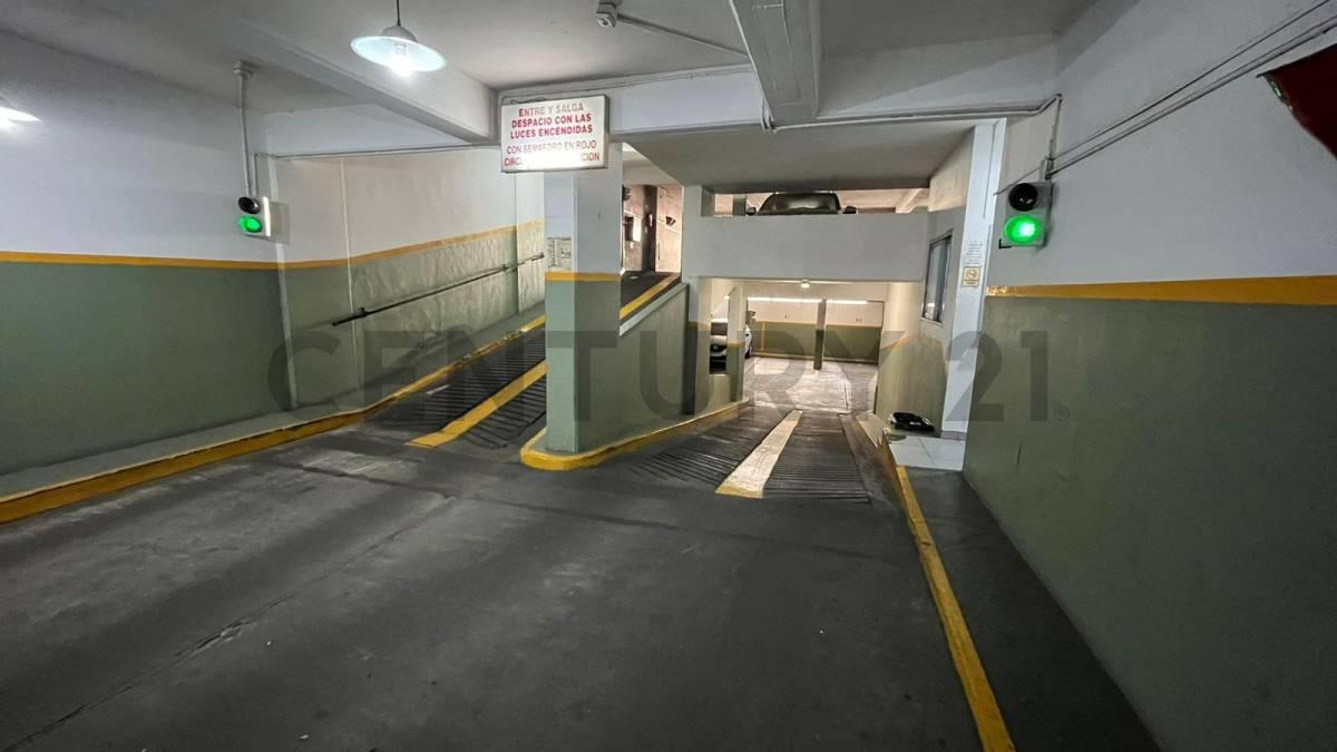 VENTA COCHERA 2 PISO, BELGRANO — foto 1