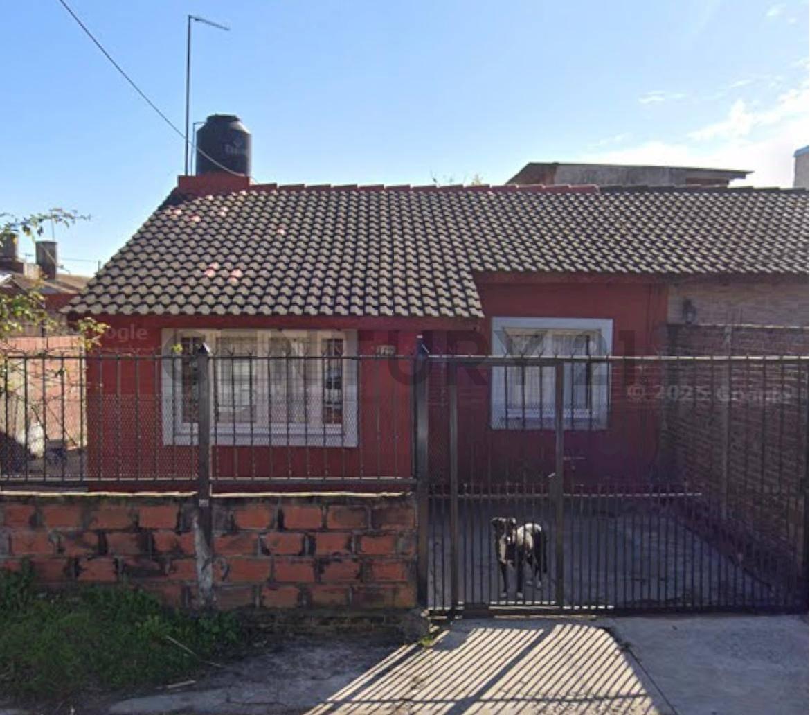 VENTA CASA 3 AMBIENTES JOSE C PAZ TOMA PERMUTA — foto 1