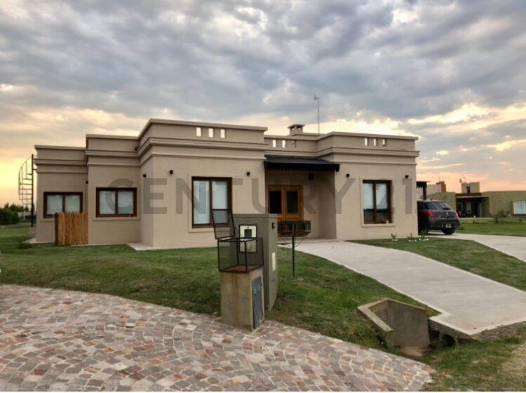 Casa en alquiler 5 ambientes, Cruz del Sur — foto 1