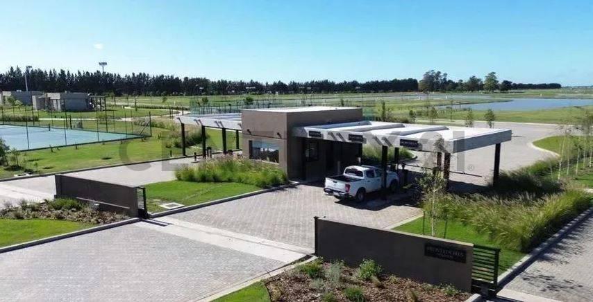 LOTE EN VENTA EN EL BARRIO LAS VICTORIAS - CANNING — foto 1