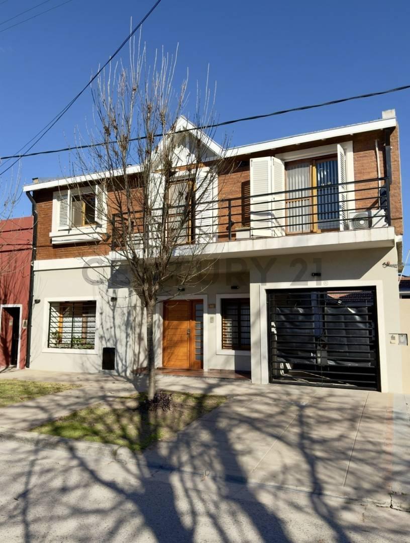 CASA VENTA 5 AMBIENTES SAN VICENTE CENTRO — foto 1