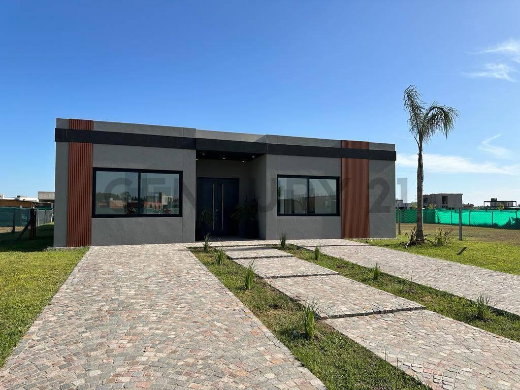 Alquiler casa 4 ambientes Barrio San Felipe, Canning. — foto 1