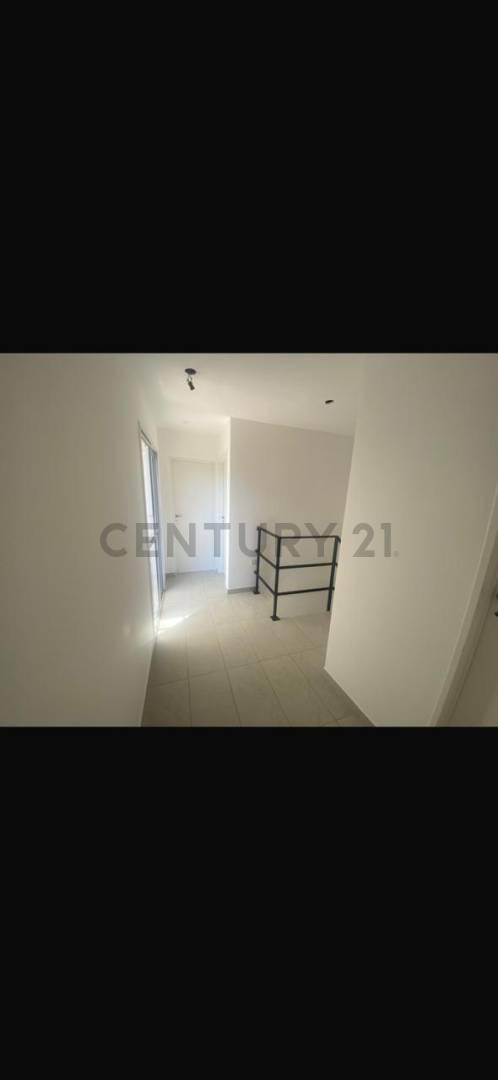 CASA EN VENTA EN LAGUNA AZUL. APTO CREDITO — foto 1