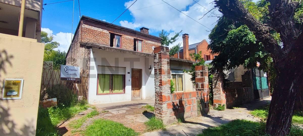 Casa en Venta 3 Dormitorios entre caminos, Villa Elisa — foto 1