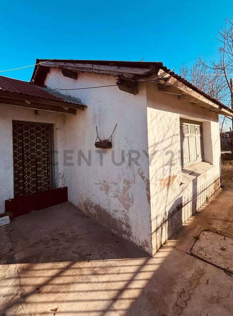 VENTA DE CASA BERISSO OPORTUNIDAD ACEPTA PERMUTAS — foto 1
