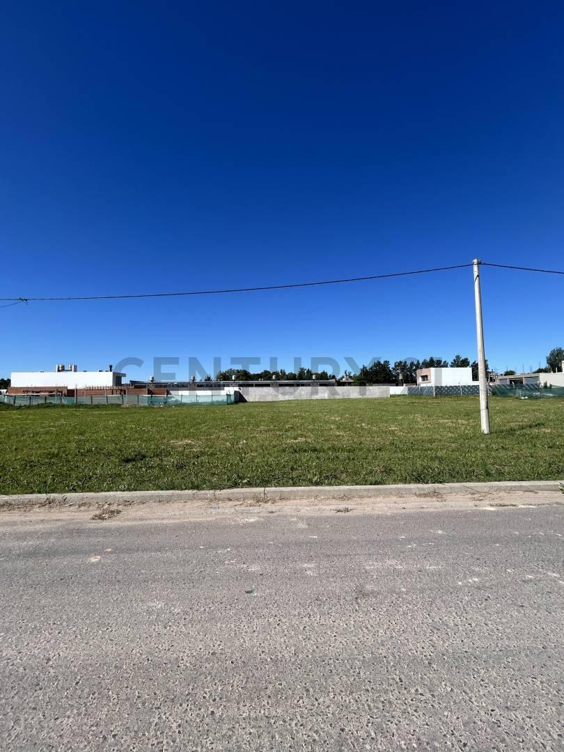 Venta de lotes en José Hernandez — foto 1