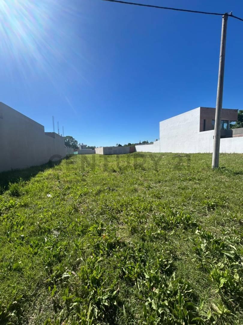 Venta de lotes en José Hernandez — foto 1