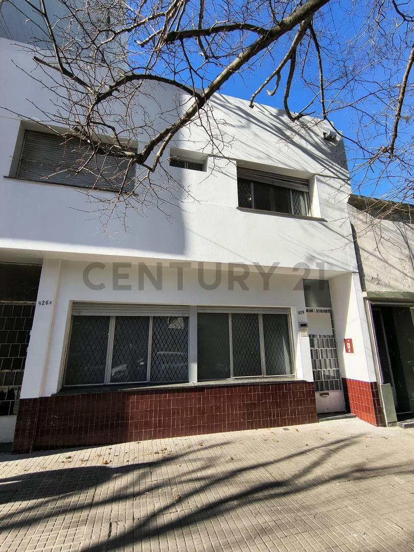 VENDO CASA - En 45 entre 13 y 14 - 150mts2 - La Plata — foto 1