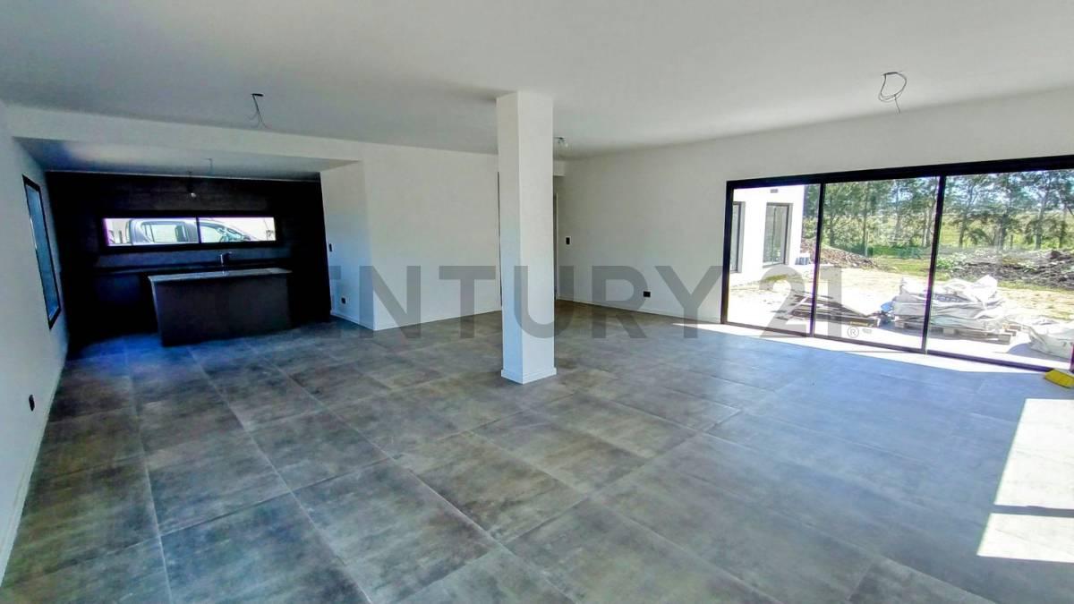 Venta hermosa casa en Barrio privado tierras del mar — foto 1
