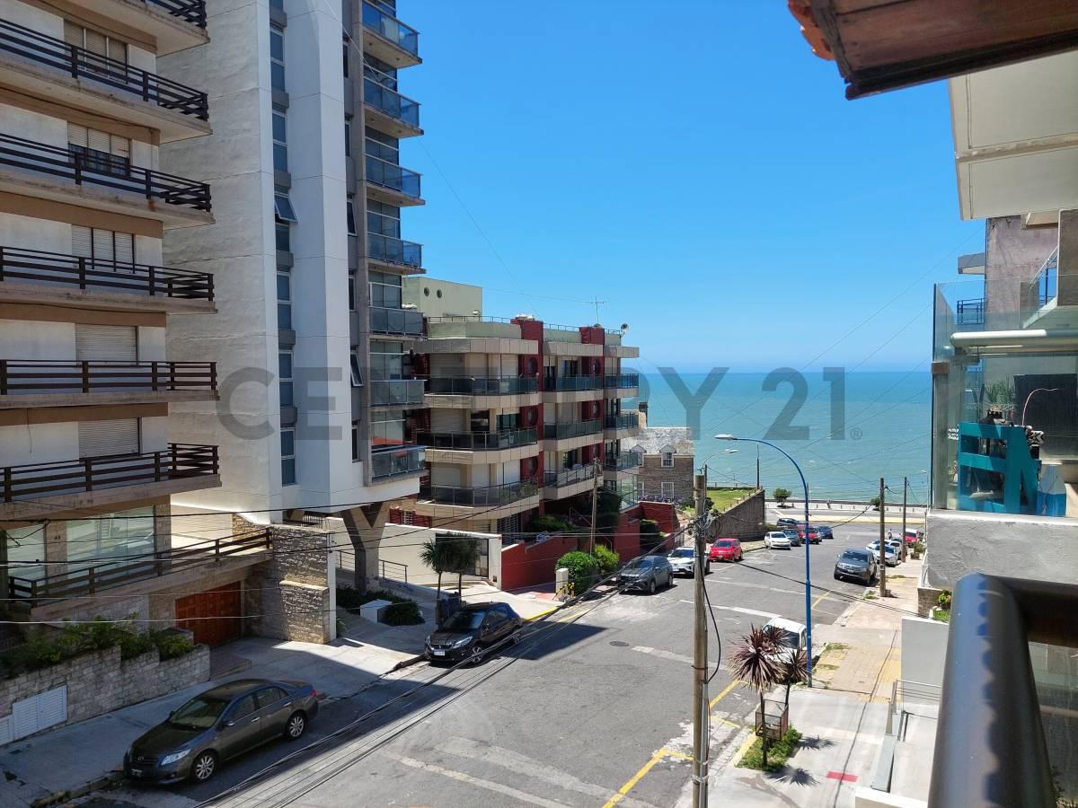 Venta departamento 3 ambientes c/balcón y espacio de cochera. Playa Varese — foto 1