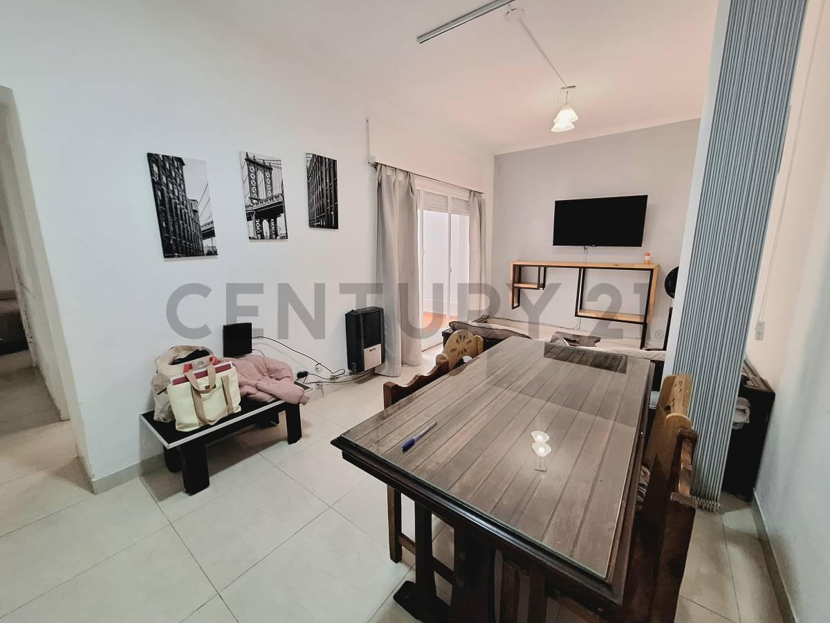 Departamento 2 ambientes con patio zona Plaza Mitre — foto 1