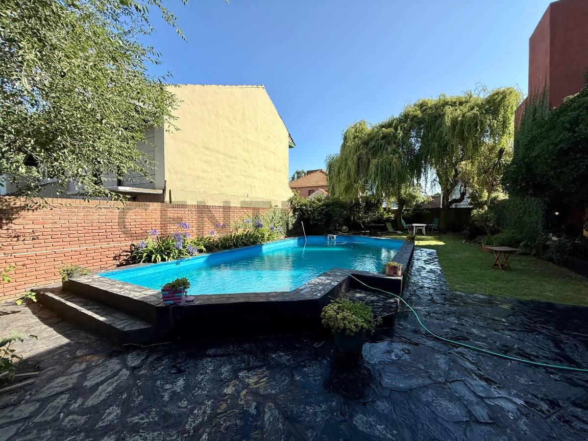 Casa de 5 ambientes con parque y pileta, barrio Santa Mónica, Mar del Plata — foto 1