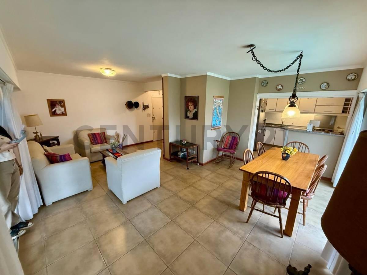 DEPARTAMENTO TIPO PENTHOUSE 4 AMBIENTES CON TERRAZA, QUINCHO Y PARRILLA – PASEO ALDREY — foto 1