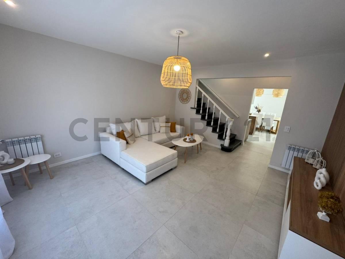 Venta excepcional Chalet en PH al frente. Zona Aldrey — foto 1