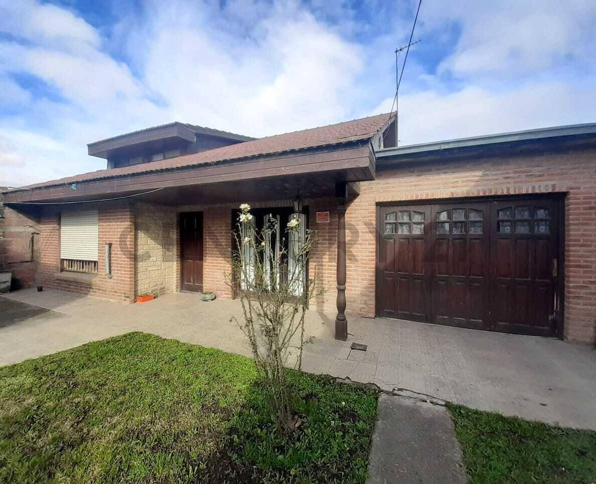 VENTA CASA 4 AMBIENTES CON LOCAL BARRIO SANTA ROSA MAR DEL PLATA — foto 1