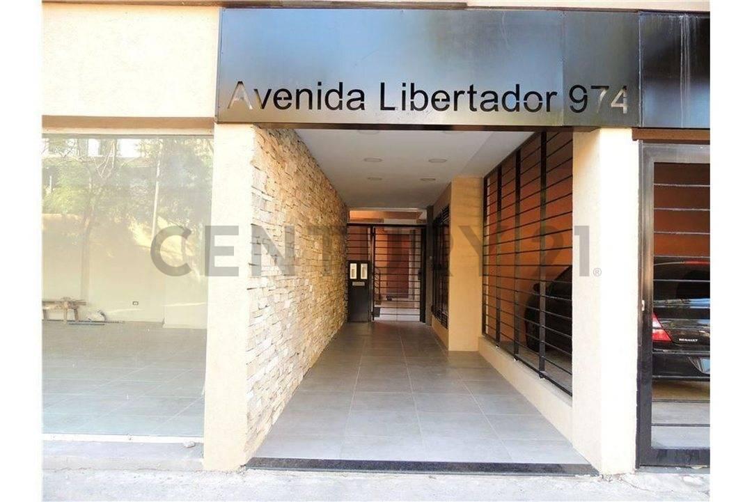 VENTA COCHERA CUBIERTA SAN FERNANDO CENTRO. — foto 1