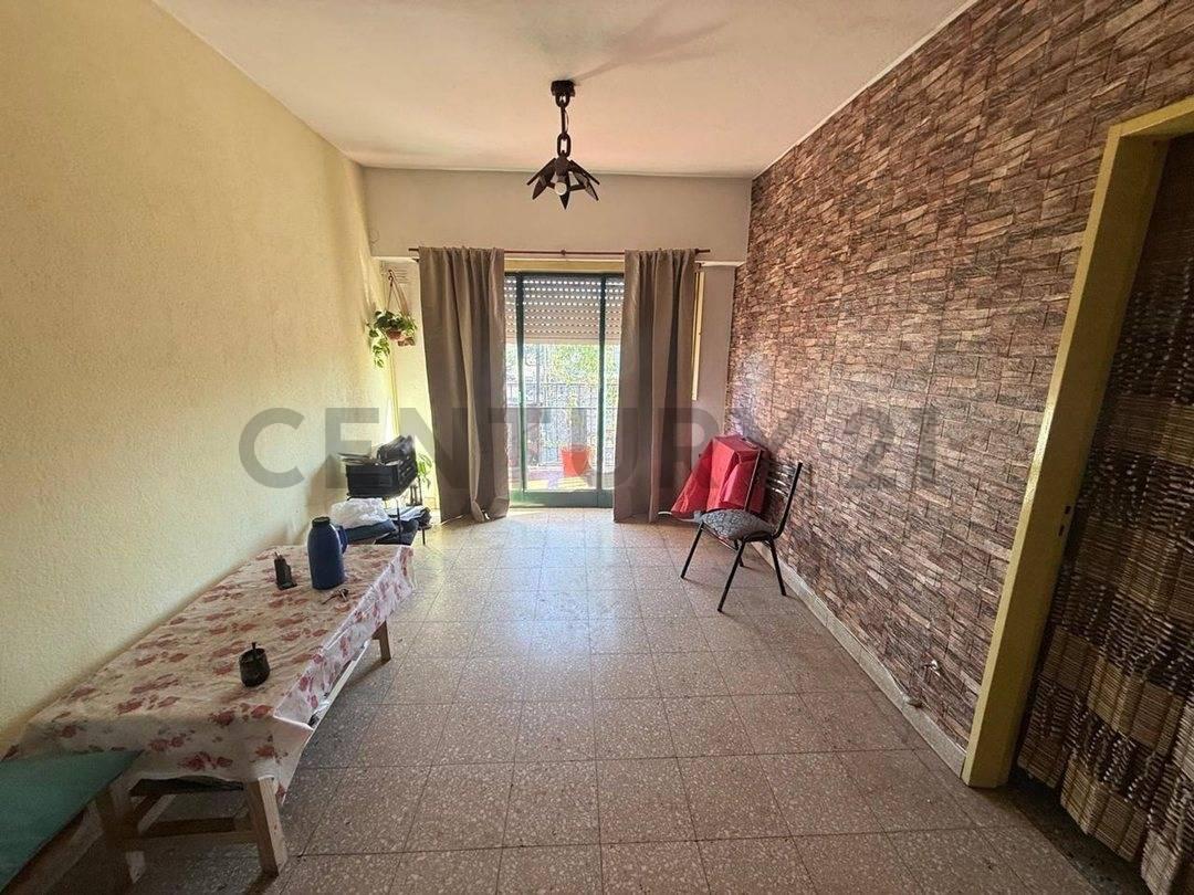 VENTA DEPARTAMENTO 2 AMBIENTES SOBRE AV PTE PERON JOSE C PAZ APTO CRÉDITO — foto 1