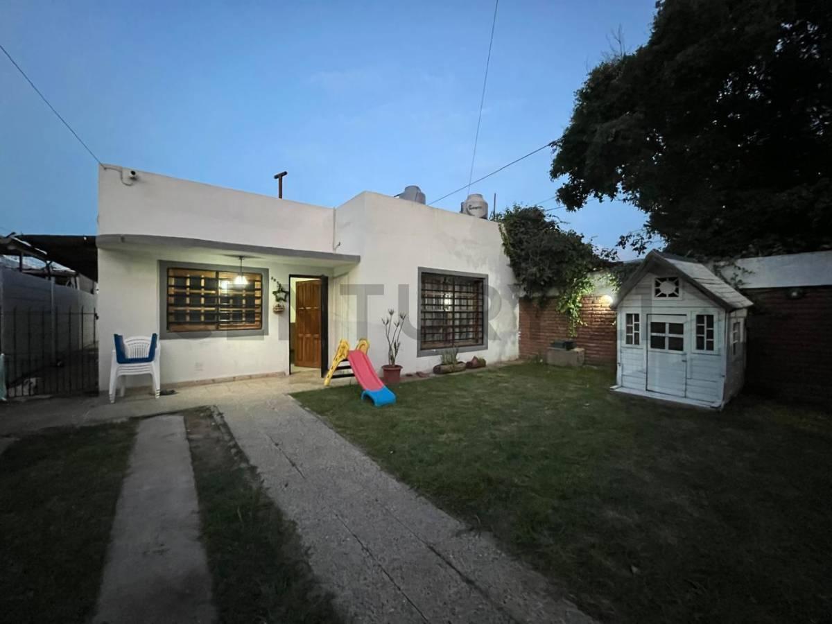 ALQUILER CASA 3 AMBIENTES CON PARQUE Y PILETA EN JOSE C PAZ. — foto 1