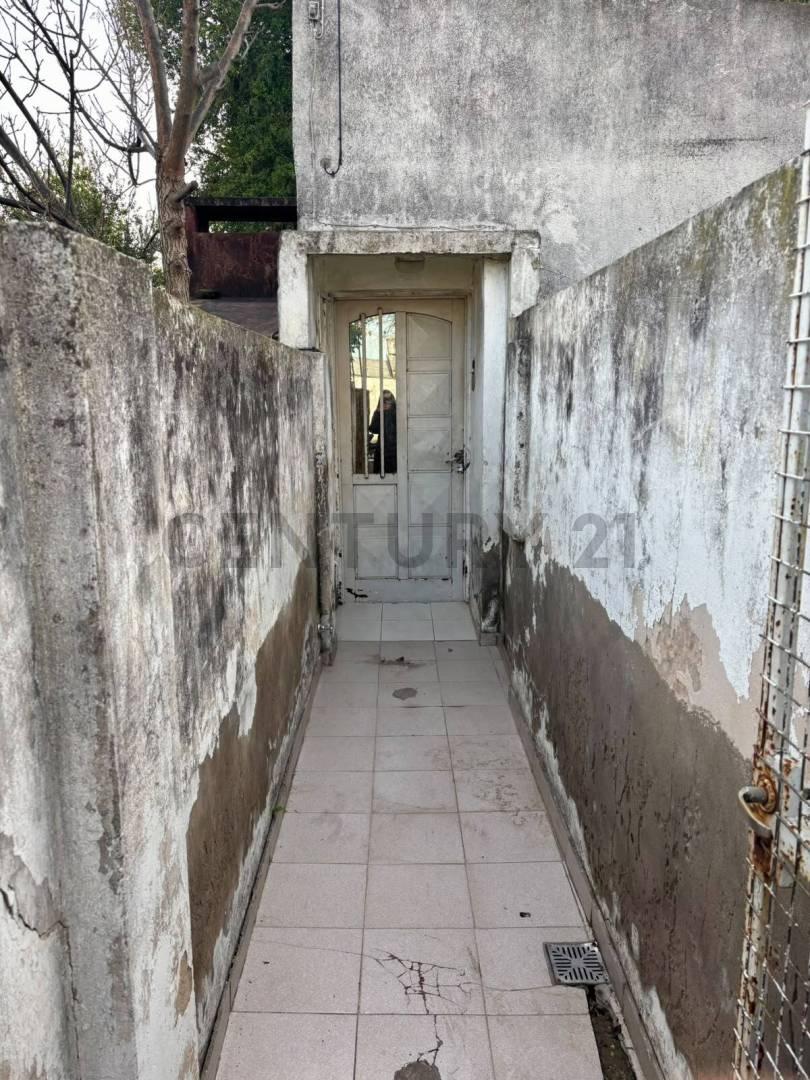VENTA DE CASA INTERNA A RECICLAR O DEMOLER EN RAFAELA — foto 1
