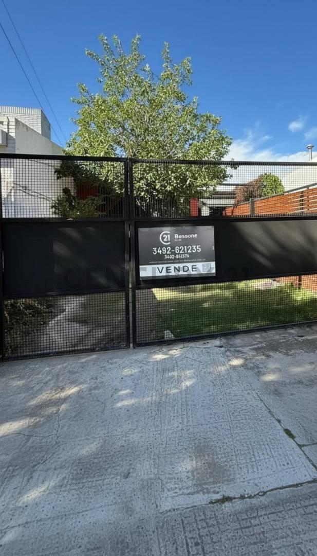 VENTA DE GALPON + QUINCHO CON PILETA EN RAFAELA — foto 1