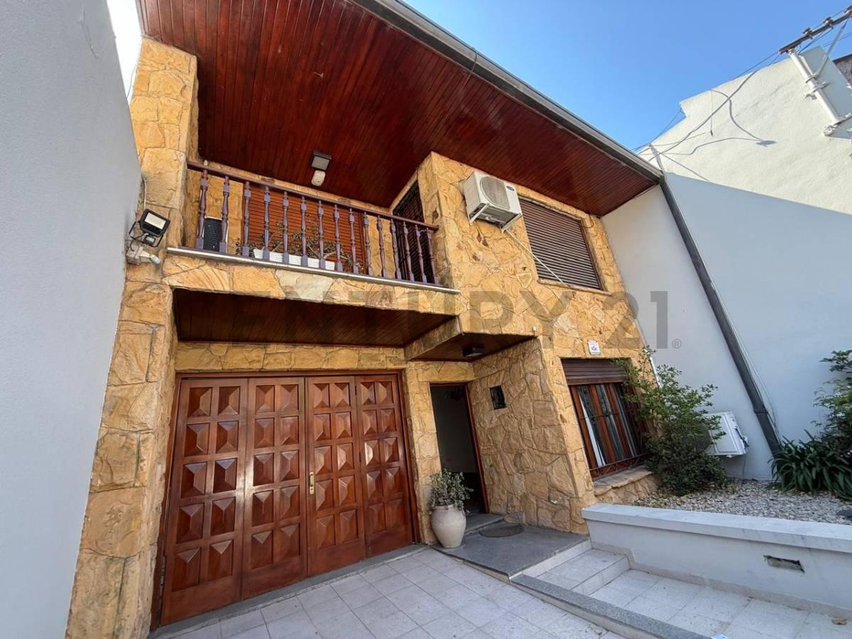 CASA EN VENTA LA PLATA — foto 1