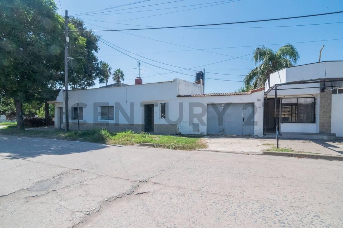 Venta Casa y locales - Santo Tomé — foto 1