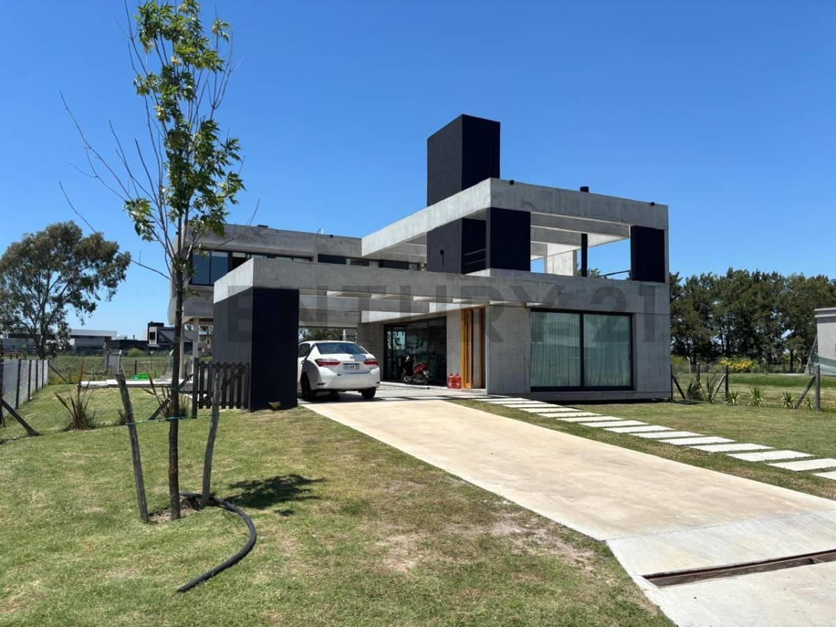 Casa en Venta en Puerto Nizuc Hudson Berazategui de categoria — foto 1