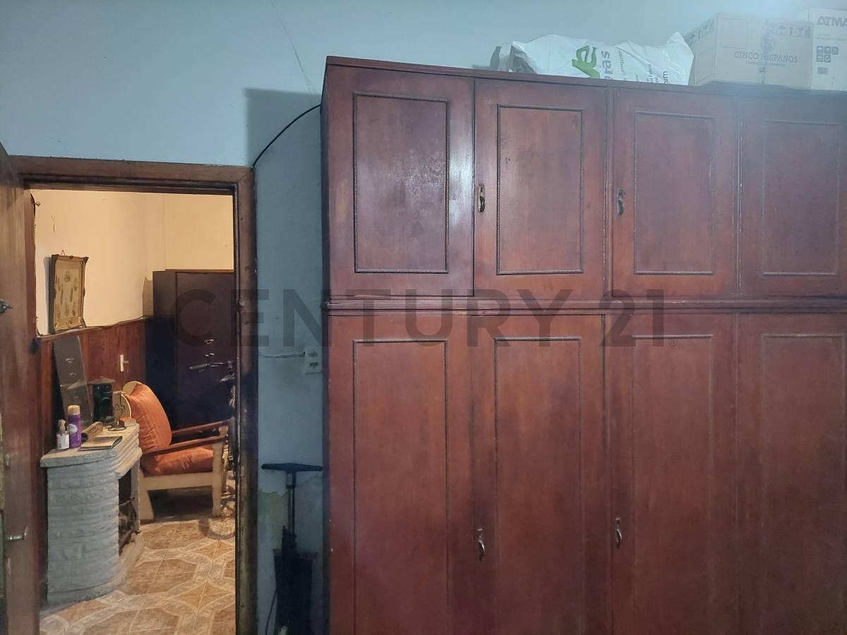 Casa venta Quilmes 3 ambientes con Departamento Cochera — foto 1