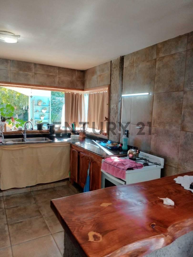 VENTA - CASA 3 DORMITORIOS - PLOTTIER — foto 1