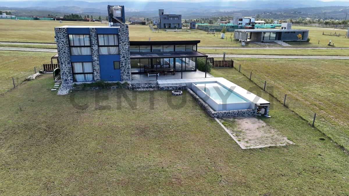 Venta de 3 DORMITORIOS en Puerto del Águila Country Náutico AMOBLADA — foto 1