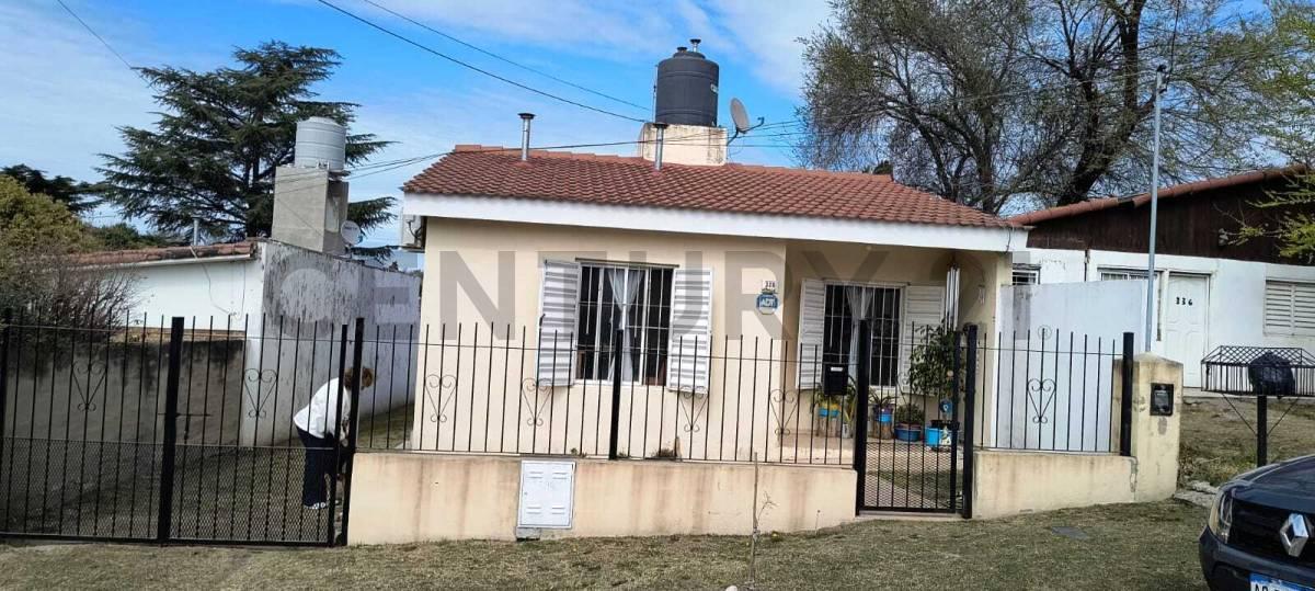Casa en Venta con Piscina – Independencia 320, Santa María de Punilla — foto 1