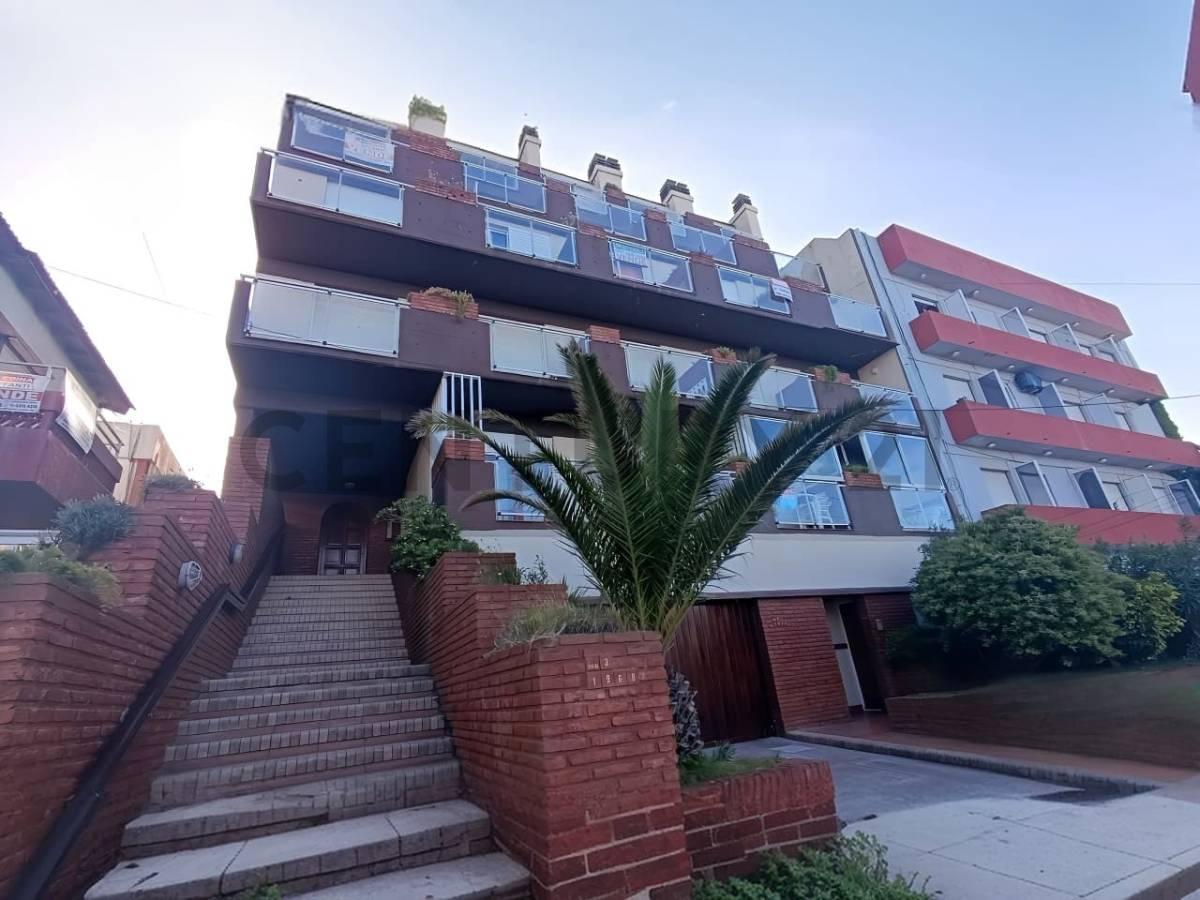 Venta departamento 2 ambientes San Bernardo con cochera frente al mar — foto 1