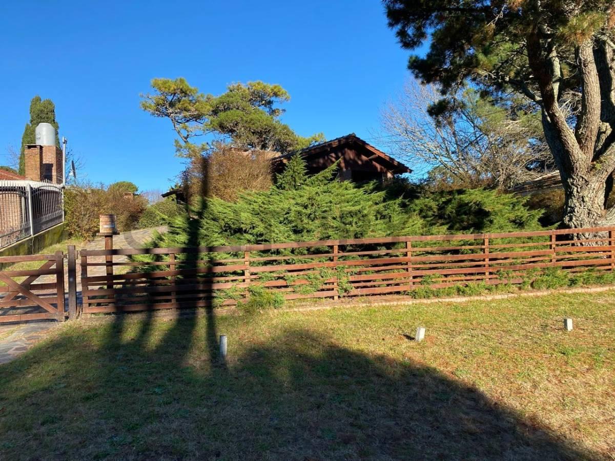 VENTA CASA CON PILETA EN BARRIO NORTE VILLA GESELL — foto 1