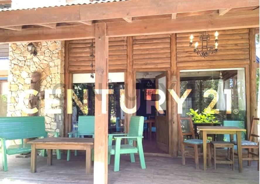 VENTA AMPLIA CASA DE 4 AMBIENTES MAR DE LAS PAMPAS — foto 1