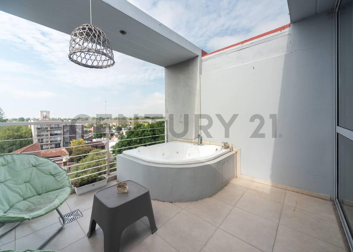 VENTA Triplex 3 ambientes con cochera y terraza – Centro de Belén de Escobar sobre Mitre — foto 1