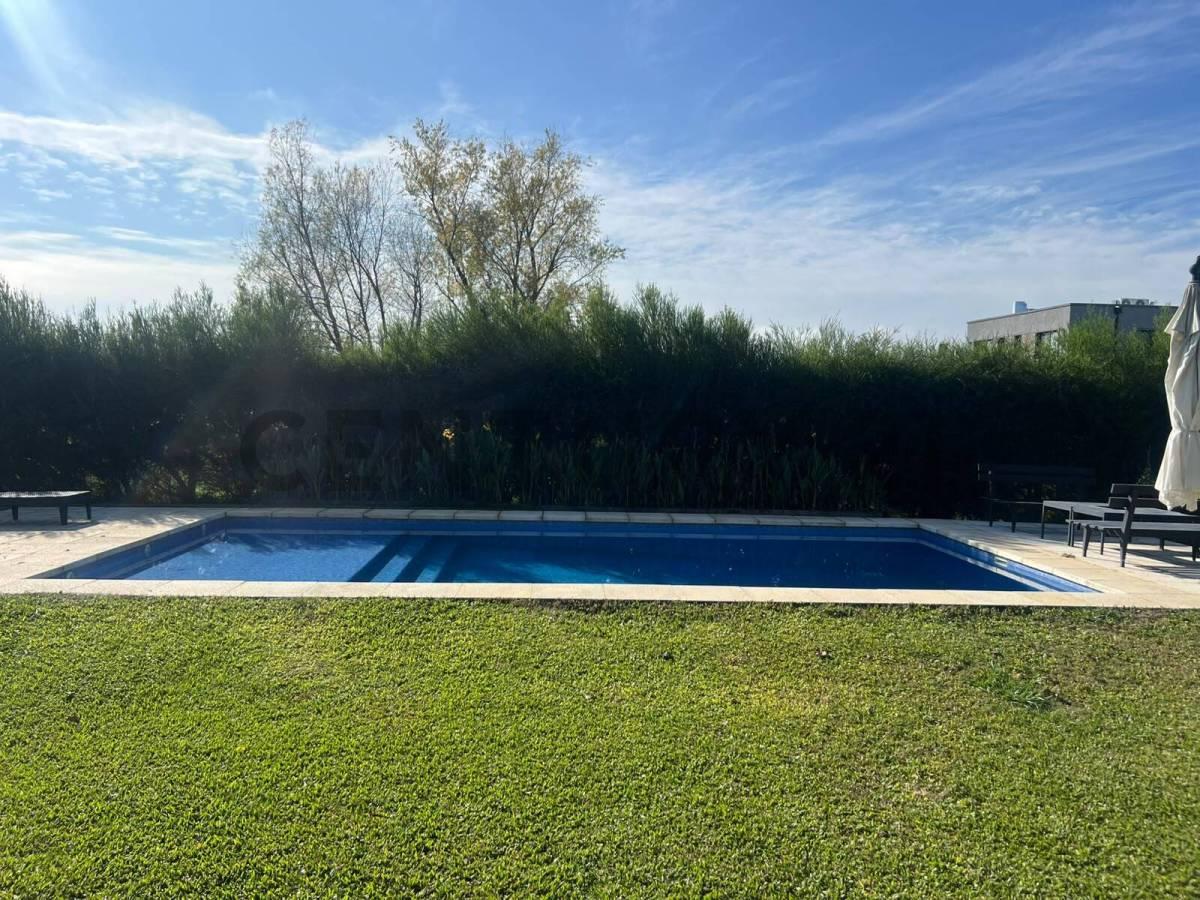 Casa 5 ambientes en venta en El Cantón Golf – Escobar — foto 1