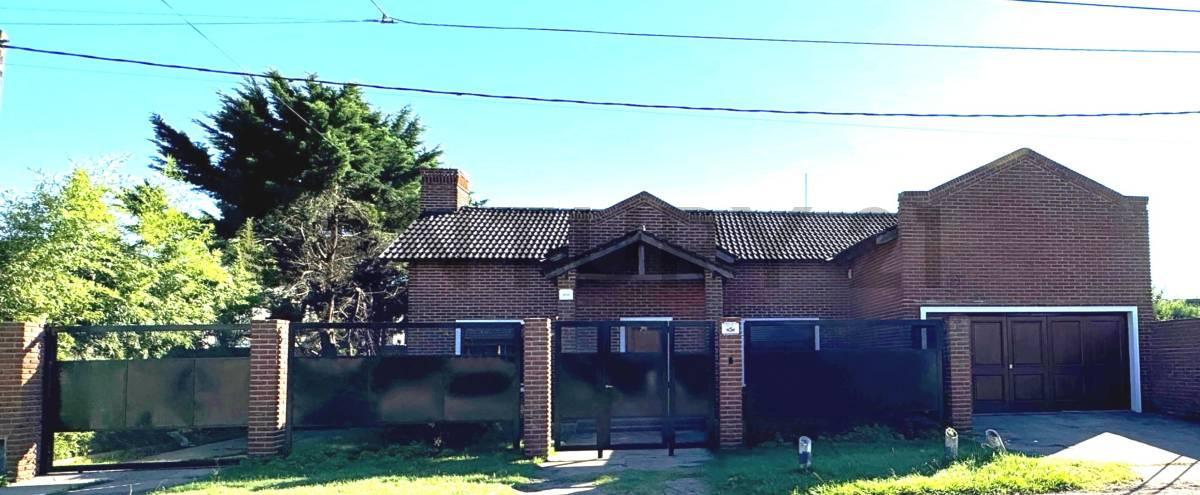 CASA en VENTA - 4 ambientes- GORINA - La Plata — foto 1